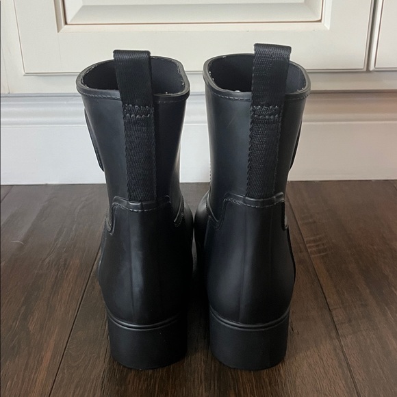 NWT Tory Burch Ankle Lug Chelsea Rain Boots - Picture 5 of 8